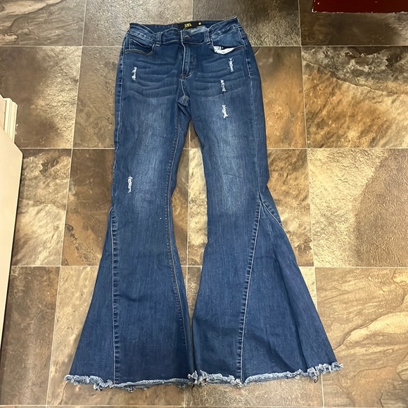 Bell Bottoms! - Picture 1 of 6
